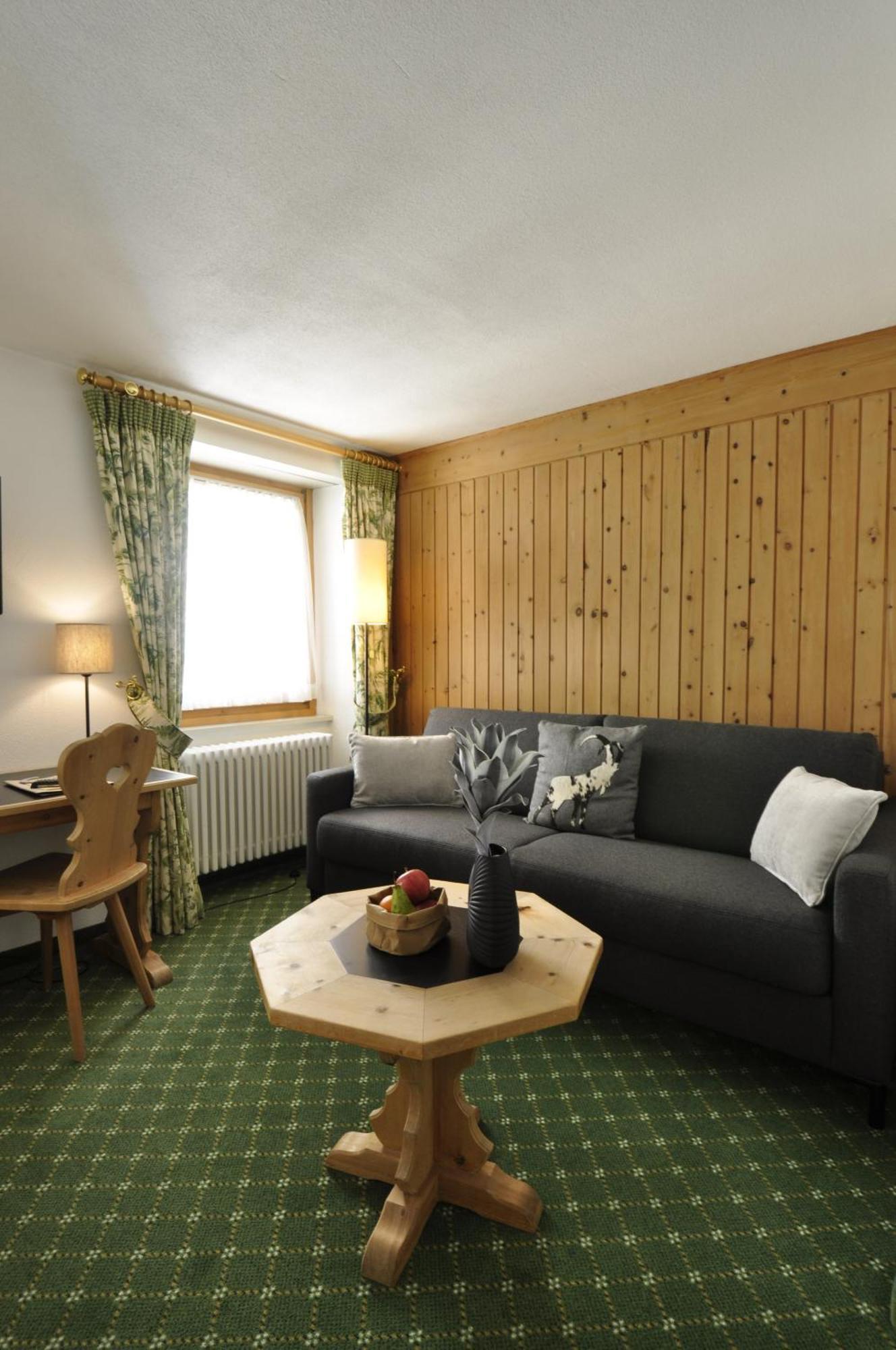 Hotel Bernina Pontresina Exterior photo
